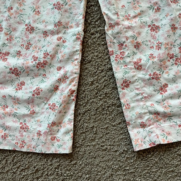 OshKosh B’gosh Girls Floral One Piece Jumpsuit Romper - Picture 6 of 6